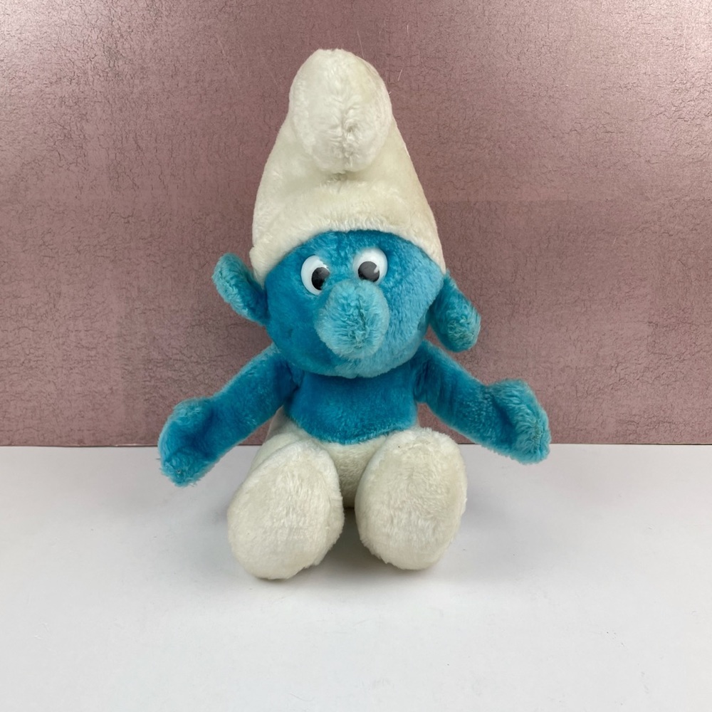 Vintage Wallace Berrie Blue White Smurf Plush Stuffed Animal 1979